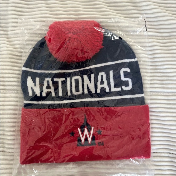 Washington Nationals Winter Hat Cap Beanie Baseball Budweiser Embroidered New - Picture 1 of 5